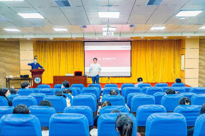 【创业大讲堂第23讲】“创响青春”辅导员工作室导师索剑副教授作专题讲座