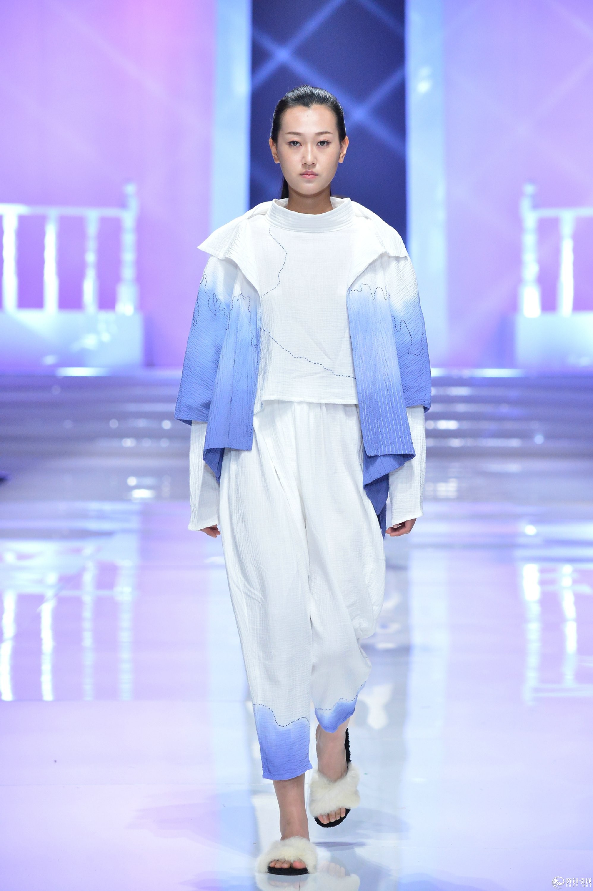 家居衣饰原创设计大赛总决赛在深圳会展中心举行,我校旭日广东服装院